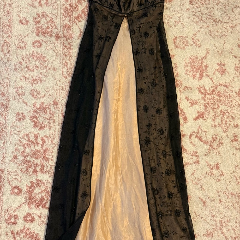Elegant Black and Cream Evening Gown